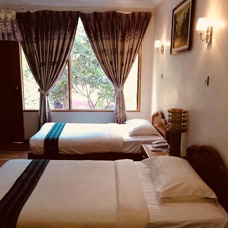 Manisanda Hotel Bagan Eksteriør billede