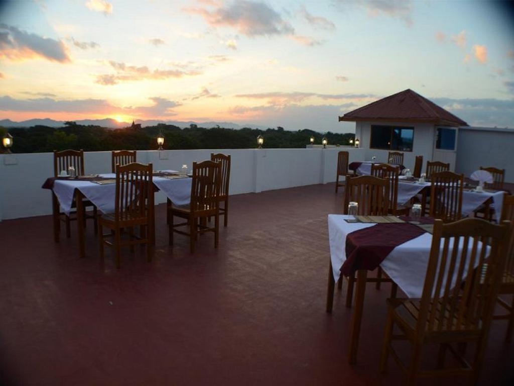 Manisanda Hotel Bagan Eksteriør billede
