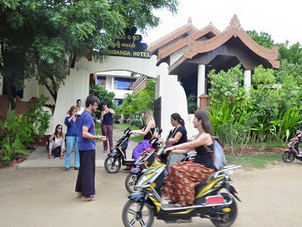 Manisanda Hotel Bagan Eksteriør billede